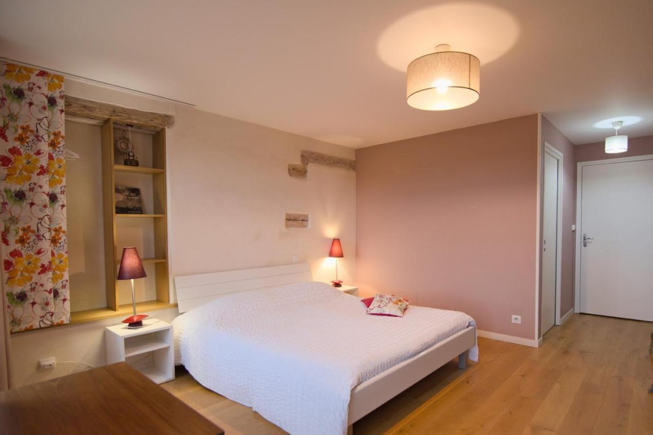 プロンビエール・レ・バン Le Faing Du Bray Bed & Breakfast エクステリア 写真
