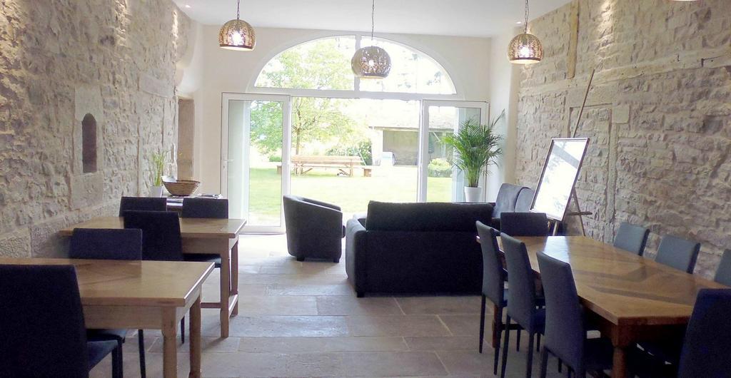 プロンビエール・レ・バン Le Faing Du Bray Bed & Breakfast エクステリア 写真